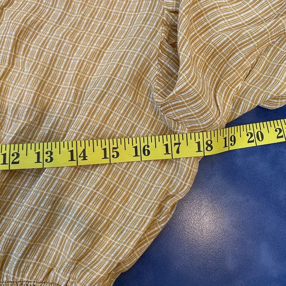 Faithfull the Brand First Light Crop Top‎ Smocked Waist Size 6 Yellow V-Neck - Picture 8 of 9